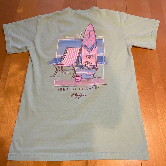 Lily Grace Tops - Lily Grace "Beach Please" T-shirt